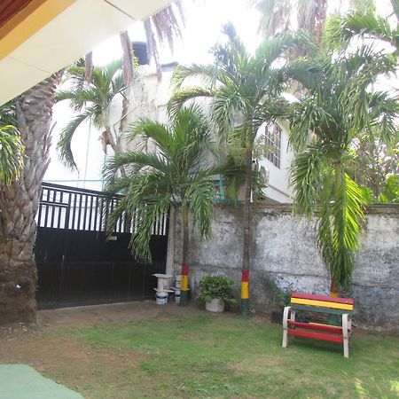 Posada Hostal Miss Marlly San Andrés Exterior foto