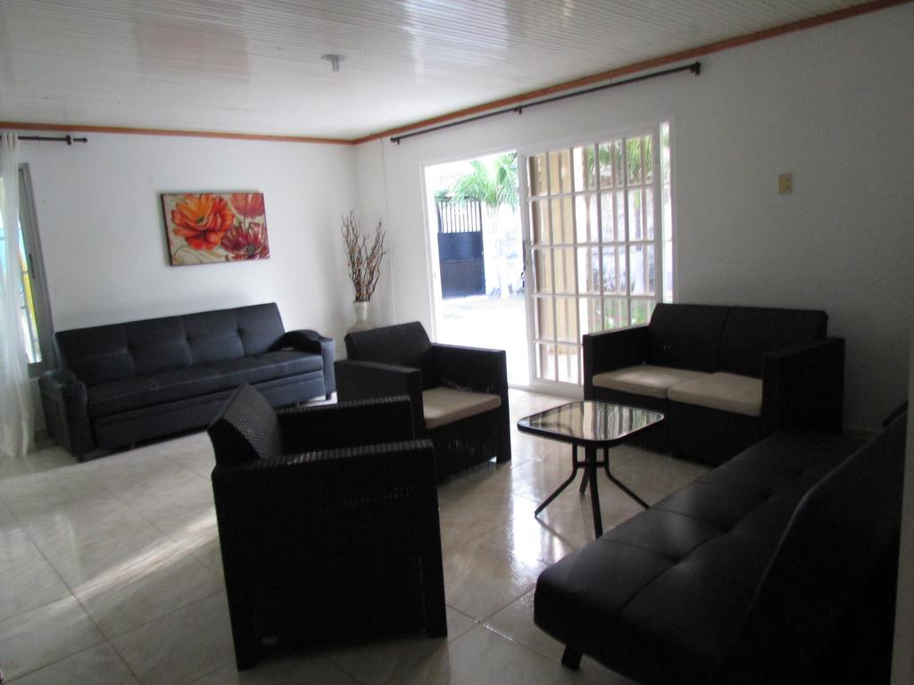 Posada Hostal Miss Marlly San Andrés Exterior foto